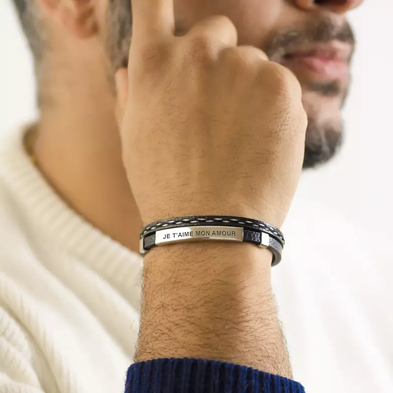 Élégant bracelet personnalisable pour homme en cuir souple noir et plaque en acier inoxydable argent - Bijoux personnalisés pour homme à la Saint-Valentin