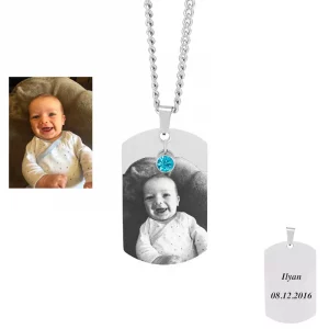 Collier plaque personnalisée avec pierre de naissance